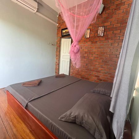 Ing Ing Guesthouse Koh Rong Sanloem Bagian luar foto