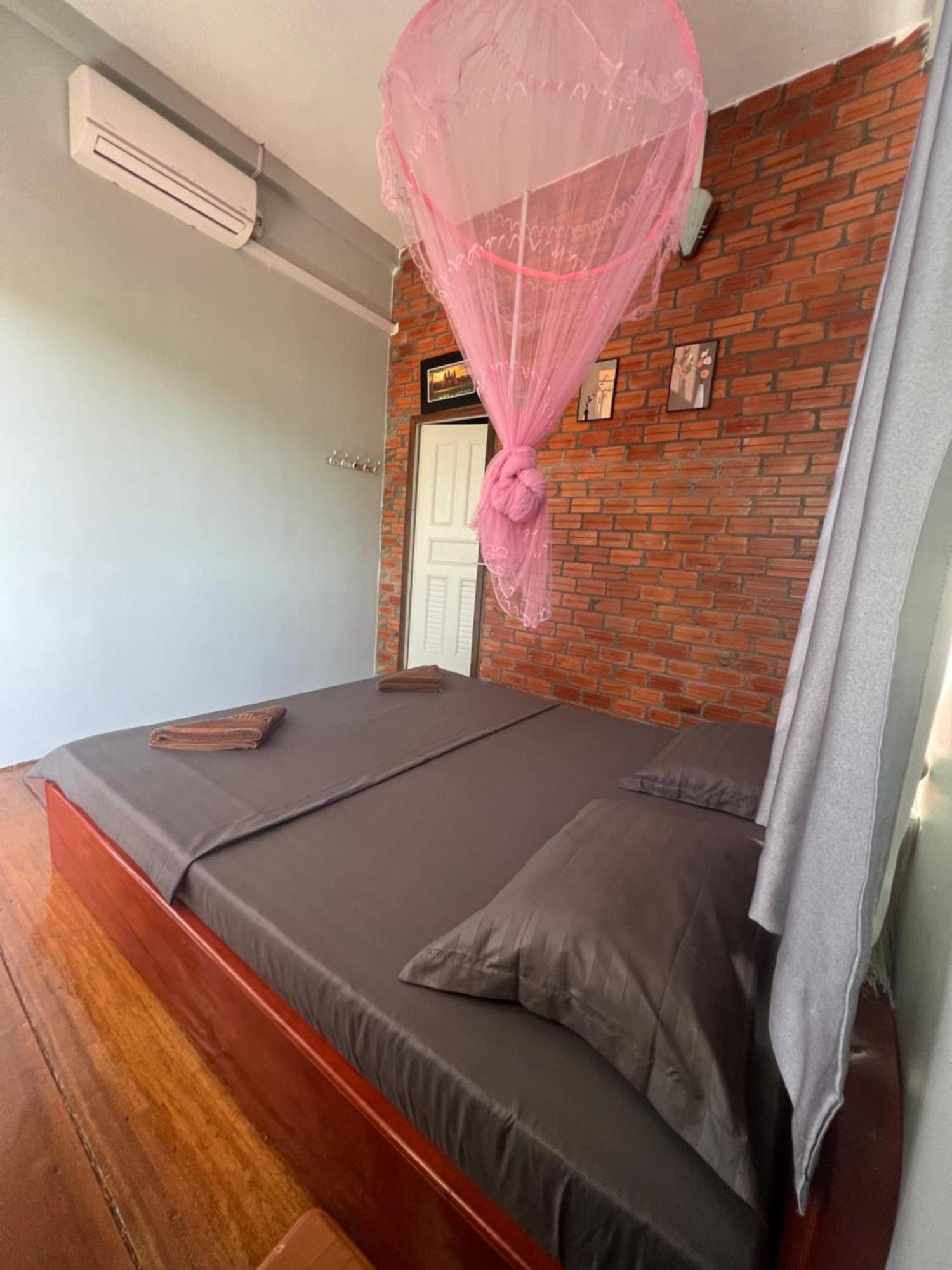 Ing Ing Guesthouse Koh Rong Sanloem Bagian luar foto