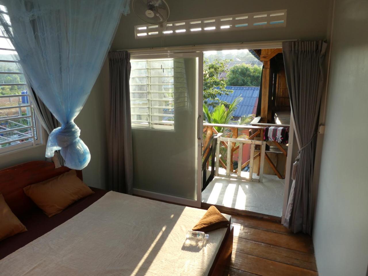 Ing Ing Guesthouse Koh Rong Sanloem Bagian luar foto